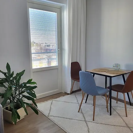 New Stylish Studio- Wifi And Parking 아파트 *